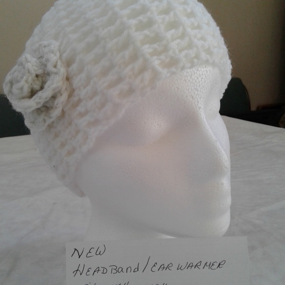 Hadmade Accessories - Handmade crochet flower headband ear warmer